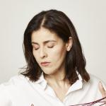 artist image Souad Massi - алжирская певица,автор песен,гитаристка.Смесь поп,кантри,фламенко Ghir enta Deb