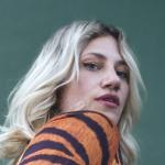 artist image Lucy Woodward (SoundTones.Ru) What's Good For Me (What A Girl Wants OST) While You Can
