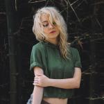 artist image Vivienne Mort Пташечка Rosa
