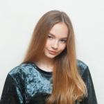 artist image Оксана Бойко Мини-юбка 
