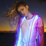artist image Lou Une fille du soleil Lou (Edition deluxe)