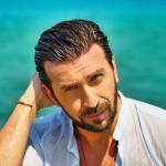 artist image Thanos Petrelis Adiorthoti Eimai Akoma Eleftheros
