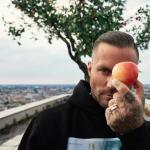 artist image Kontra K feat. Jah Khalib Nur ein Grund (feat. Jah Khalib) Sie wollten Wasser doch kriegen Benzin
