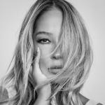 artist image Gülçin Ergül Kim Daha Mutlu Kim Daha Mutlu (Orijinal Film Müziği) - Single