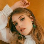 artist image Valerie Broussard Actually Actually - Single