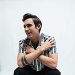 artist image Постучись в мою дверь Gold - Tolan Singer Songwriter: Indie Pop (Deluxe Version)