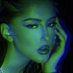 artist image Carine Falling Falling - Single