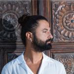 artist image Koray Avcı Bir Sevmek Bin Defa Ölmek Demekmiş Seni Çok Özlüyorum