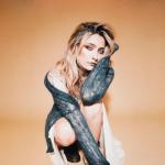 artist image paris jackson let down wilted