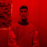artist image yngluv прыгает прыгает - Single