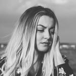 artist image Ceren Cennet  Aşk Aşk - Single