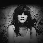 artist image Linda Ronstadt How Do I Make You Mad Love