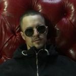artist image Ислам Итляшев Ай-яй-яй (Дикая) Сочинила меня - Single