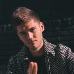 artist image Martin Trevy feat. Serena Un Baile Mas Un Baile Mas (feat. Serena) - Single