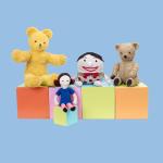 artist image Play School Come Along Now There's a Bear in There