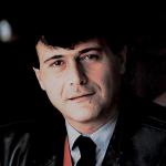 artist image Ferdi Özbeğen Yok Yok Yalan Deme Bir Sır Gibi