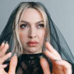 artist image Hadise Mesajımı_Almıştır_O_(Serkan_Küçük_Remix) Aşk Kaç Beden Giyer?