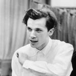artist image Glenn Gould III. Scherzo. Allegro vivace Beethoven: Piano Sonatas
