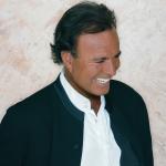 artist image Julio Iglesias Volver 