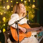 album image Tay Vớt Ánh Trăng Tay Vớt Ánh Trăng (Live) - Single