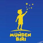 poster Muňden biri Muňden biri